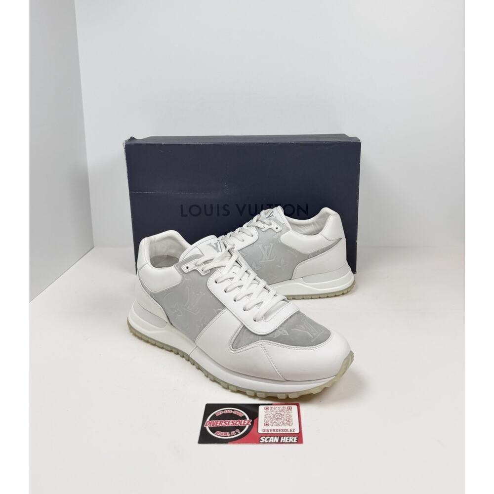 Size 7LV/8US - Louis Vuitton Run Away White Monogram Sneakers🤍 Retail $1K!